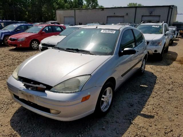 3FAFP31331R239548 - 2001 FORD FOCUS ZX3 SILVER photo 2