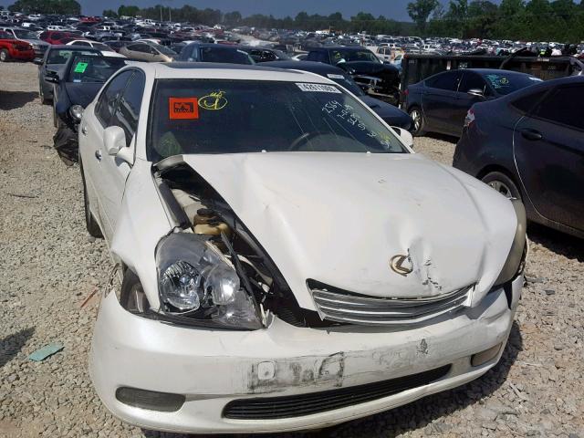 JTHBF30GX30118386 - 2003 LEXUS ES 300 WHITE photo 9