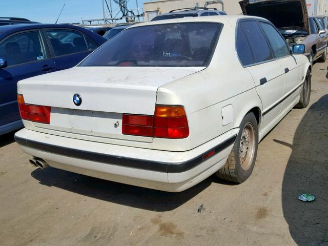 WBAHD6325SGK52910 - 1995 BMW 525 I AUTO WHITE photo 4