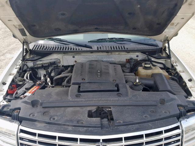 5LMFU28597LJ10251 - 2007 LINCOLN NAVIGATOR 白色 照片 7
