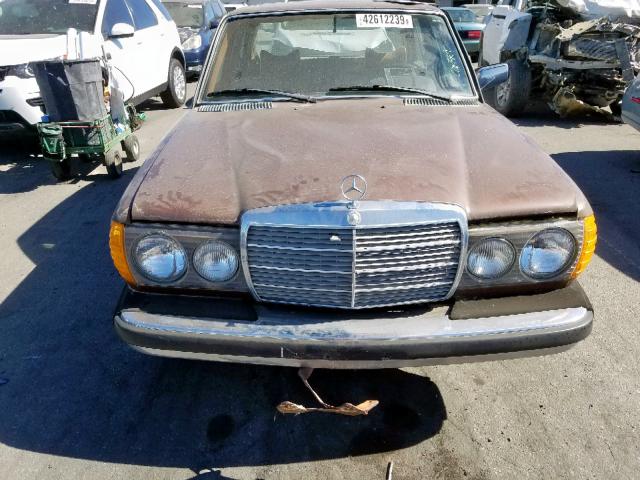 12313012096717 - 1978 MERCEDES-BENZ 300 BROWN photo 9