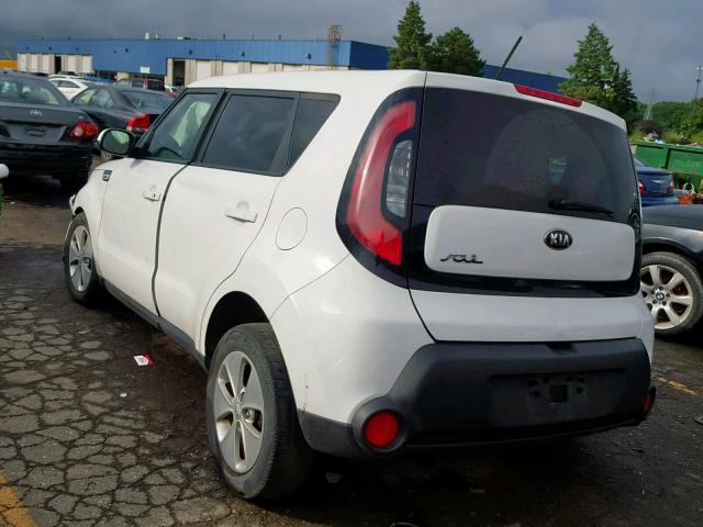 KNDJN2A2XG7253832 - 2016 KIA SOUL WHITE photo 3