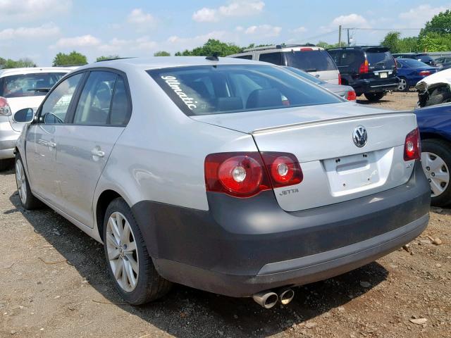 3VWRA7AJ3AM064193 - 2010 VOLKSWAGEN JETTA WOLF SILVER photo 3