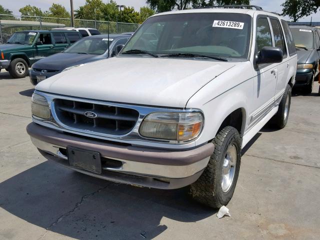 1FMDU34E7VZC18741 - 1997 FORD EXPLORER WHITE photo 2