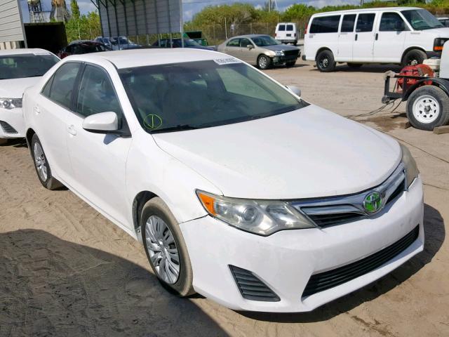 4T1BD1FK3CU003317 - 2012 TOYOTA CAMRY HYBR WHITE photo 1