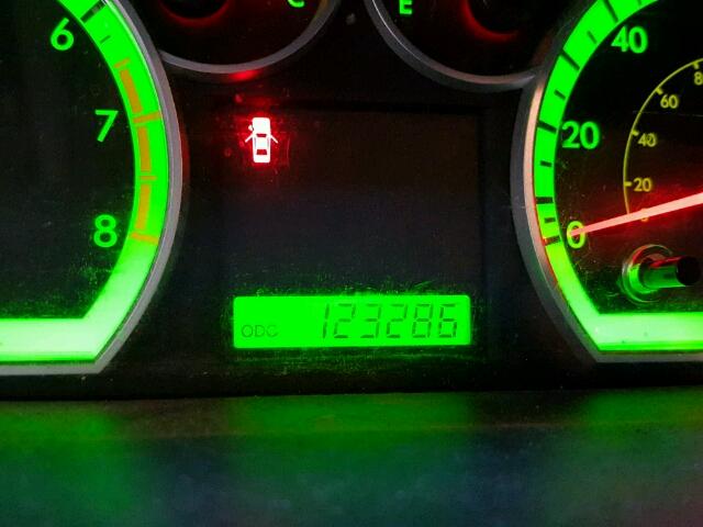 KL1TD5DE0BB122411 - 2011 CHEVROLET AVEO LS BLACK photo 8