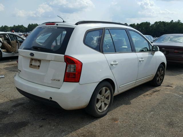 KNAFG526587125368 - 2008 KIA RONDO LX WHITE photo 4