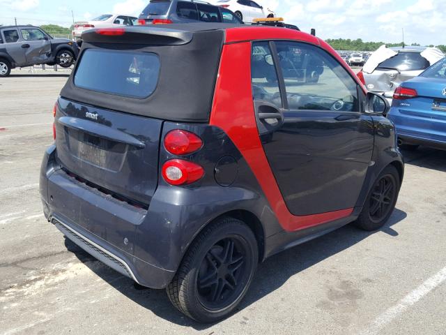 WMEEK3BA6FK835171 - 2015 SMART FORTWO PAS RED photo 4