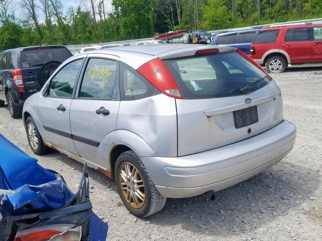 3FAFP37Z43R147833 - 2003 FORD FOCUS ZX5 GRAY photo 3