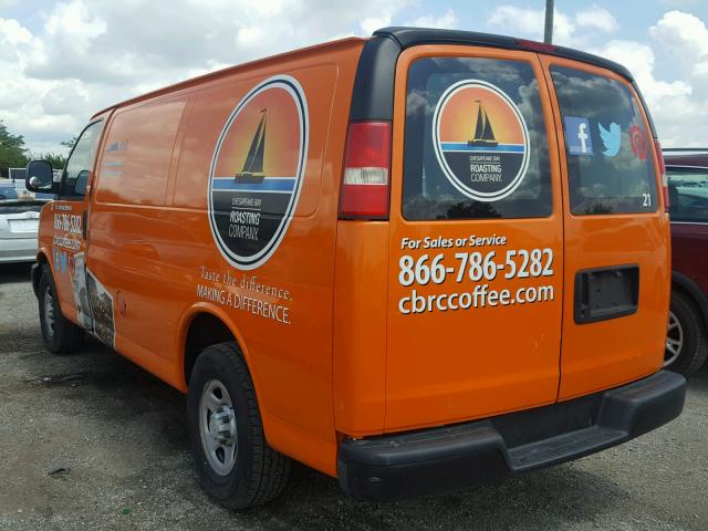 1GCFG15X971108641 - 2007 CHEVROLET EXPRESS G1 ORANGE photo 3