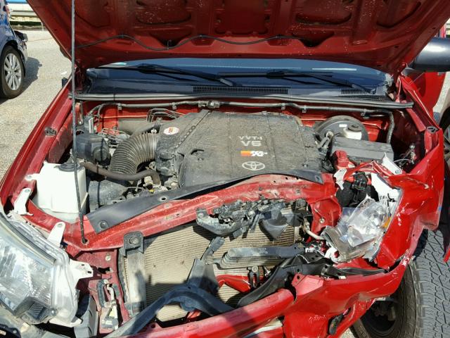 3TMLU4ENXDM126544 - 2013 TOYOTA TACOMA DOU RED photo 7