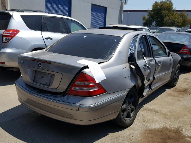 WDBRF61J74A640222 - 2004 MERCEDES-BENZ C 240 SILVER photo 4