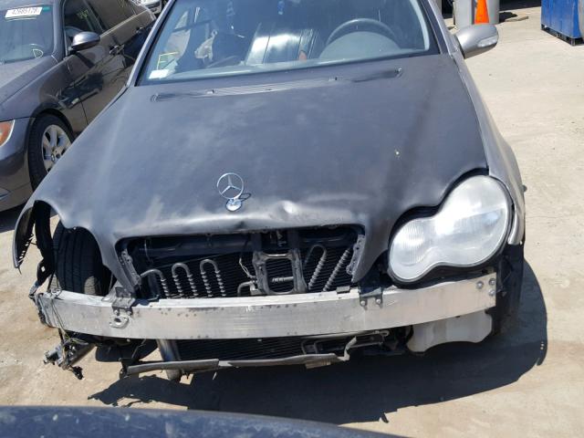 WDBRF61J74A640222 - 2004 MERCEDES-BENZ C 240 SILVER photo 7