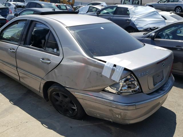 WDBRF61J74A640222 - 2004 MERCEDES-BENZ C 240 SILVER photo 9