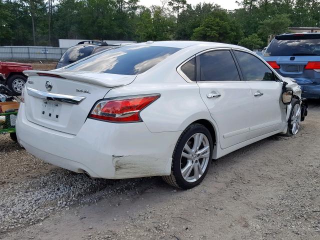 1N4BL3AP6FC179493 - 2015 NISSAN ALTIMA 3.5 WHITE photo 4