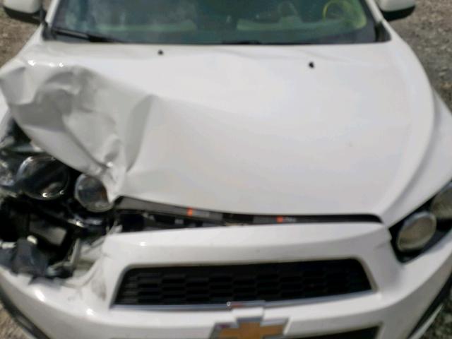 1G1JA5SH6G4168139 - 2016 CHEVROLET SONIC LS 白色 照片 7