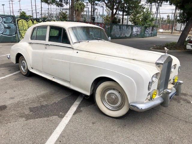 0000000000LSKP137 - 1965 ROLLS-ROYCE CLOUD III WHITE photo 2