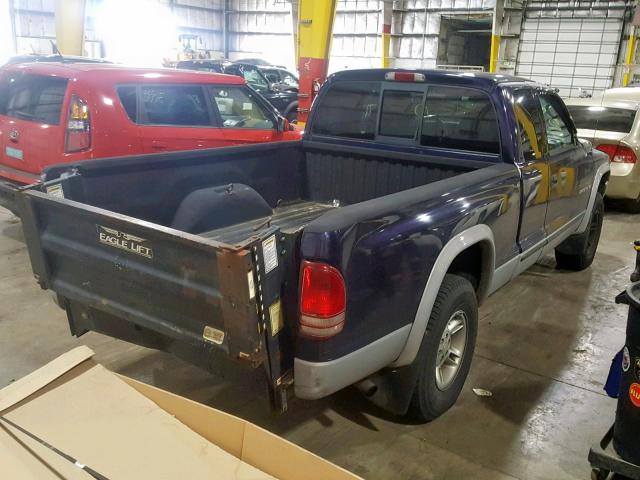 1B7GG22X5WS597613 - 1998 DODGE DAKOTA BLUE photo 4