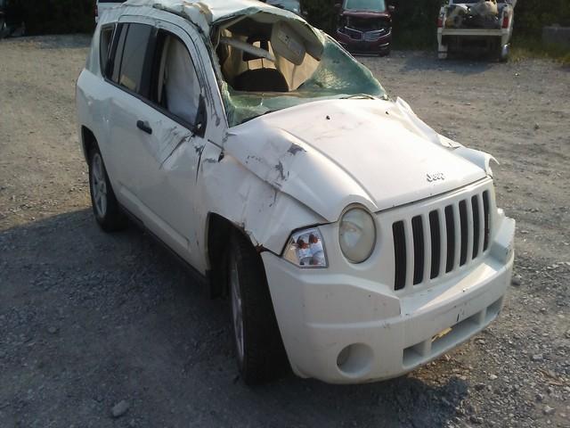 1J8FT47W87D254960 - 2007 JEEP COMPASS WHITE photo 1