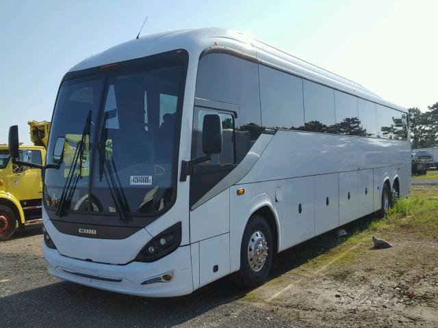 4UZFDGDV4FCGH9186 - 2017 CAIO MODELS3645 თეთრი ფოტო 2