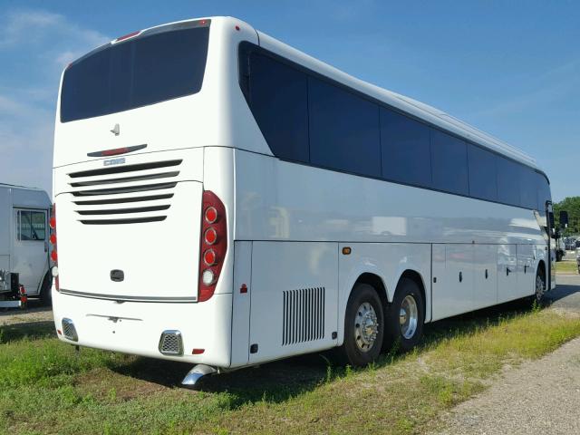 4UZFDGDV4FCGH9186 - 2017 CAIO MODELS3645 თეთრი ფოტო 4