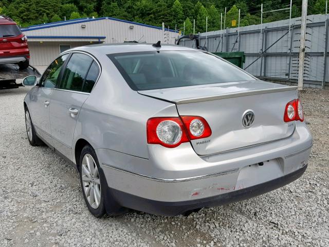 WVWJK7AN4AE164003 - 2010 VOLKSWAGEN PASSAT KOM SILVER photo 3