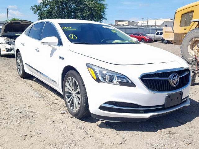 1G4ZN5SSXJU141054 - 2018 BUICK LACROSSE P WHITE photo 1