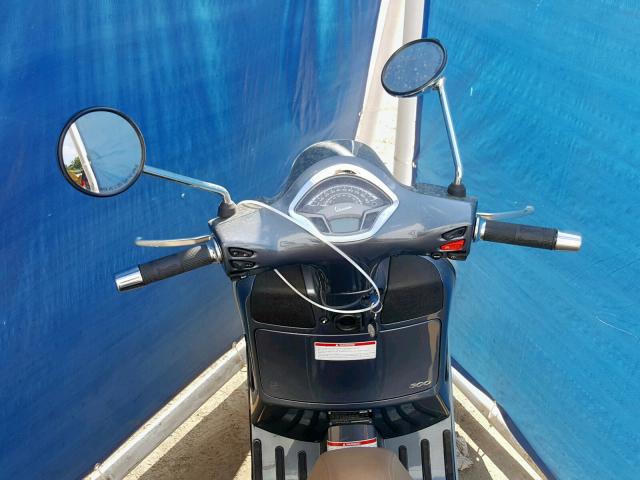 ZAPMA39L6J5100071 - 2018 VESPA GTS BLUE photo 5