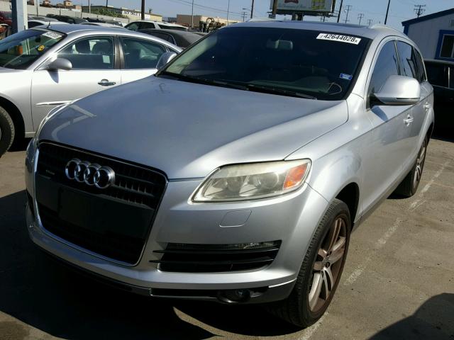 WA1AV74L77D032900 - 2007 AUDI Q7 4.2 QUA SILVER photo 2