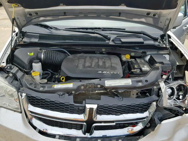 2C4RDGCG7CR253677 - 2012 DODGE GRAND CARA SILVER photo 7