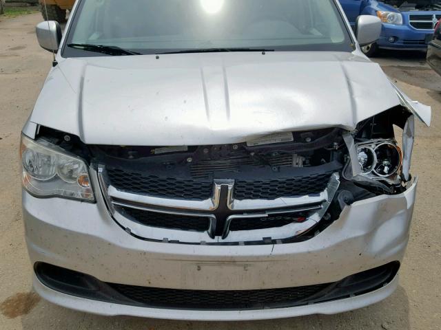 2C4RDGCG7CR253677 - 2012 DODGE GRAND CARA SILVER photo 9