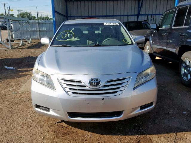 JTNBE46K473044680 - 2007 TOYOTA CAMRY NEW SILVER photo 9