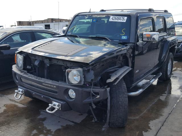 5GTDN13EX78220119 - 2007 HUMMER H3 BLACK photo 2