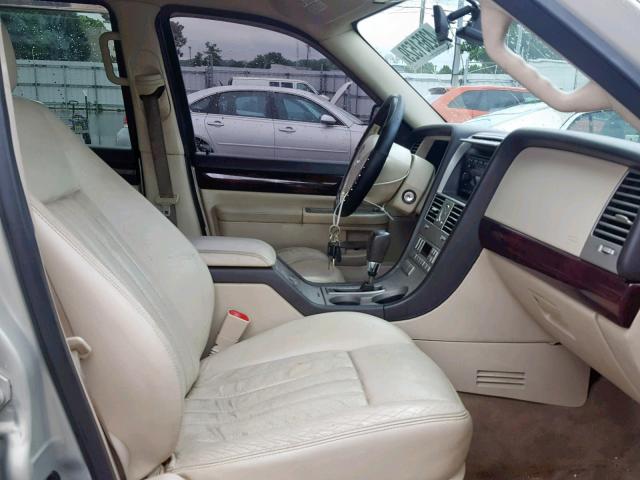 5LMEU78HX3ZJ25724 - 2003 LINCOLN AVIATOR 棕色 照片 5