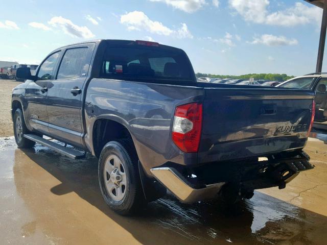 5TFEM5F10JX126987 - 2018 TOYOTA TUNDRA CRE GRAY photo 3