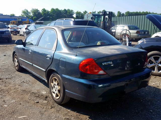 KNAFB121425140667 - 2002 KIA SPECTRA BA GREEN photo 3