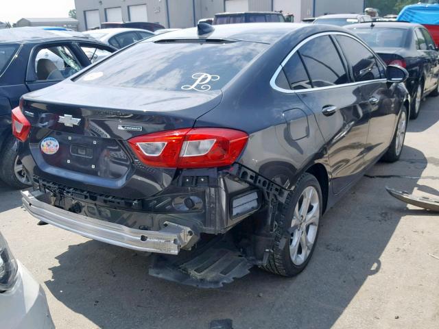 1G1BF5SM4H7152427 - 2017 CHEVROLET CRUZE PREM GRAY photo 4