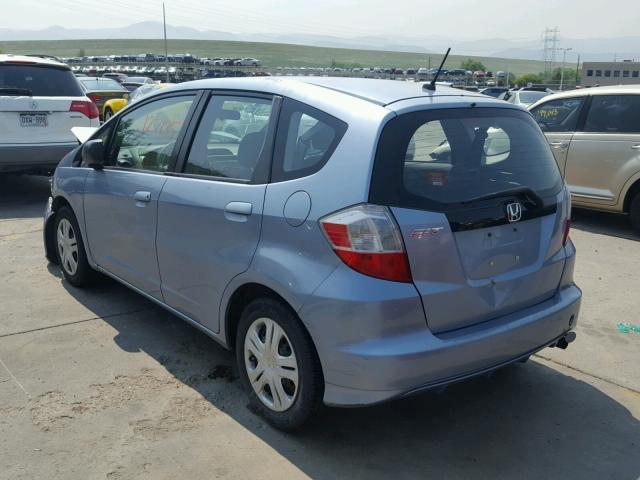 JHMGE8H36BC005703 - 2011 HONDA FIT SILVER photo 3