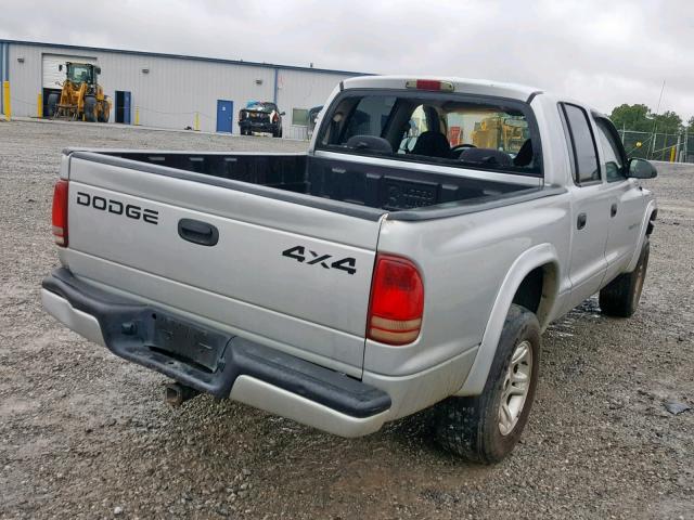 1B7HG38X42S570933 - 2002 DODGE DAKOTA QUA SILVER photo 4