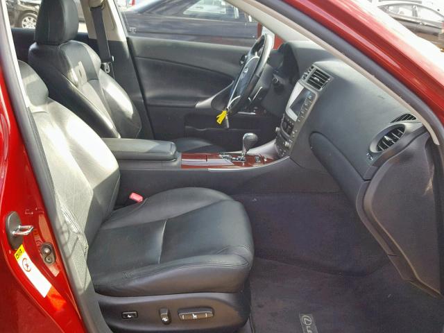 JTHCK262572009169 - 2007 LEXUS IS 250 RED photo 5