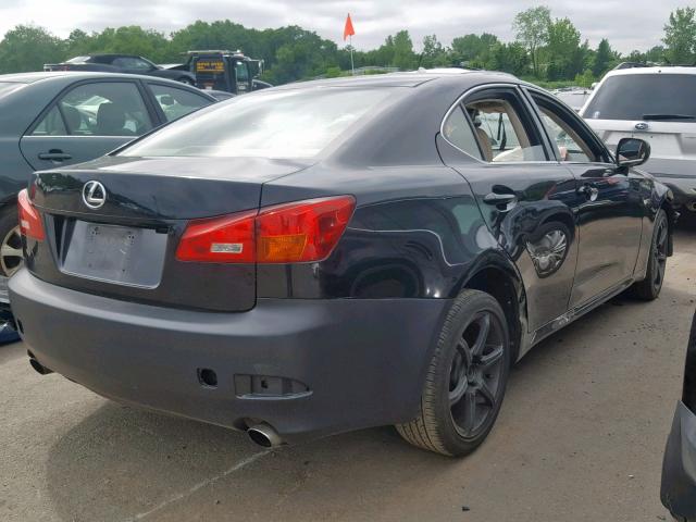 JTHCK262062007201 - 2006 LEXUS IS 250 BLACK photo 4