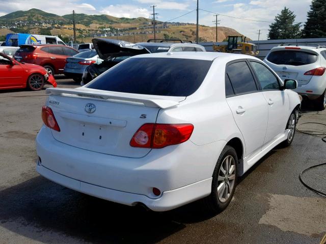 1NXBU4EE1AZ371702 - 2010 TOYOTA COROLLA BA WHITE photo 4