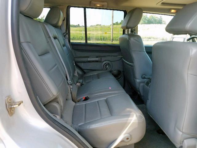 1J8HG48N66C188321 - 2006 JEEP COMMANDER GRAY photo 6