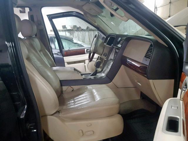 5LMFU28R03LJ16663 - 2003 LINCOLN NAVIGATOR BLACK photo 5