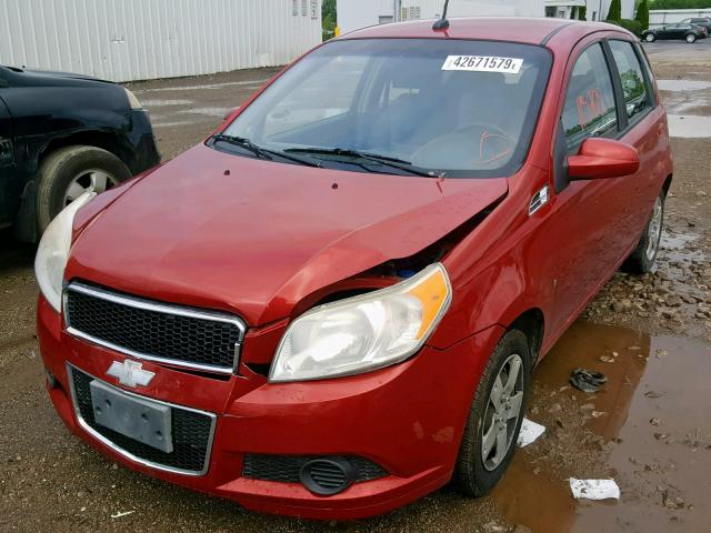 KL1TD66E69B611490 - 2009 CHEVROLET AVEO LS RED photo 2