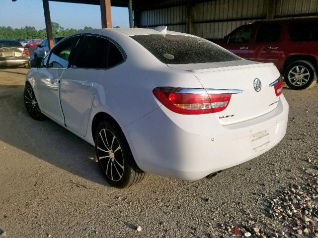 1G4PR5SK3H4117958 - 2017 BUICK VERANO SPO WHITE photo 3