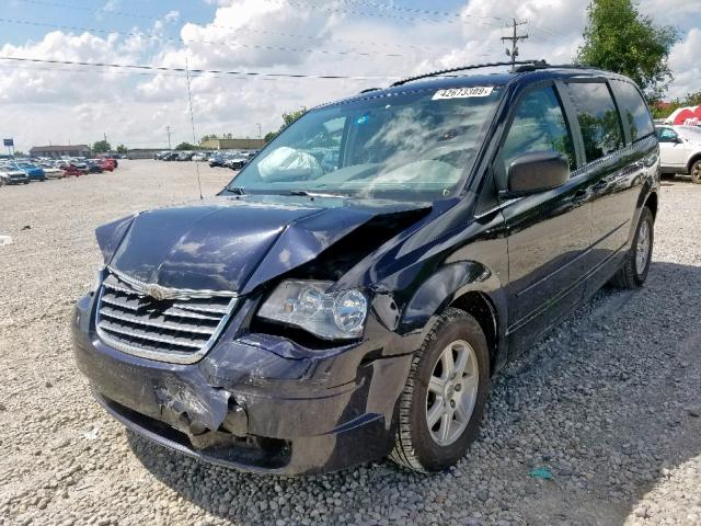 2A4RR2D15AR381003 - 2010 CHRYSLER TOWN & COU BLACK photo 2