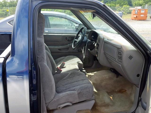 1GTCS145028186422 - 2002 GMC SONOMA BLUE photo 5