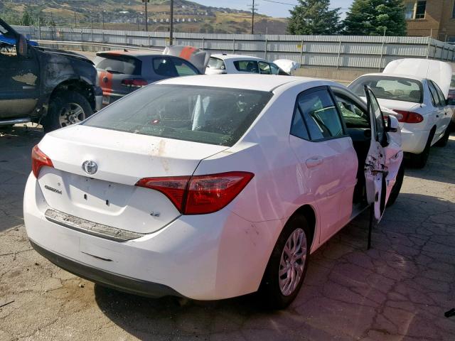 2T1BURHE3HC808071 - 2017 TOYOTA COROLLA L WHITE photo 4