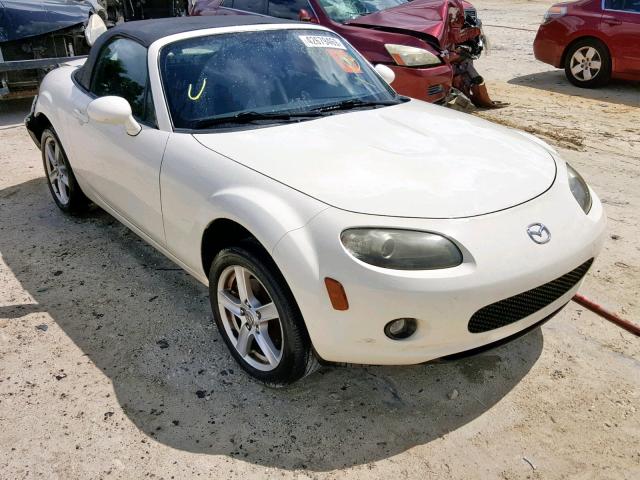 JM1NC25F560102991 - 2006 MAZDA MX-5 MIATA WHITE photo 1